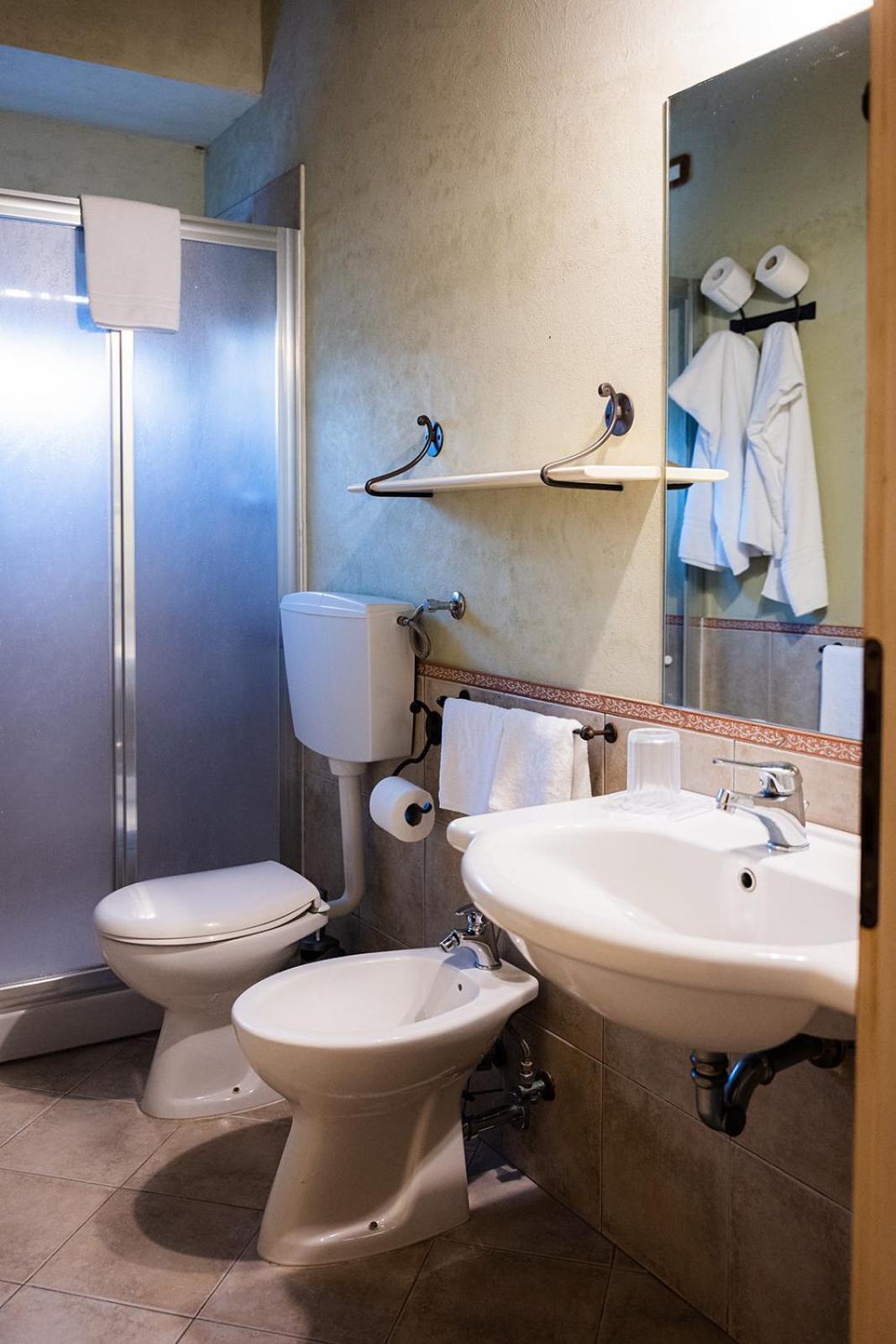 Bioagriturismo Antica Sena Milici エクステリア 写真